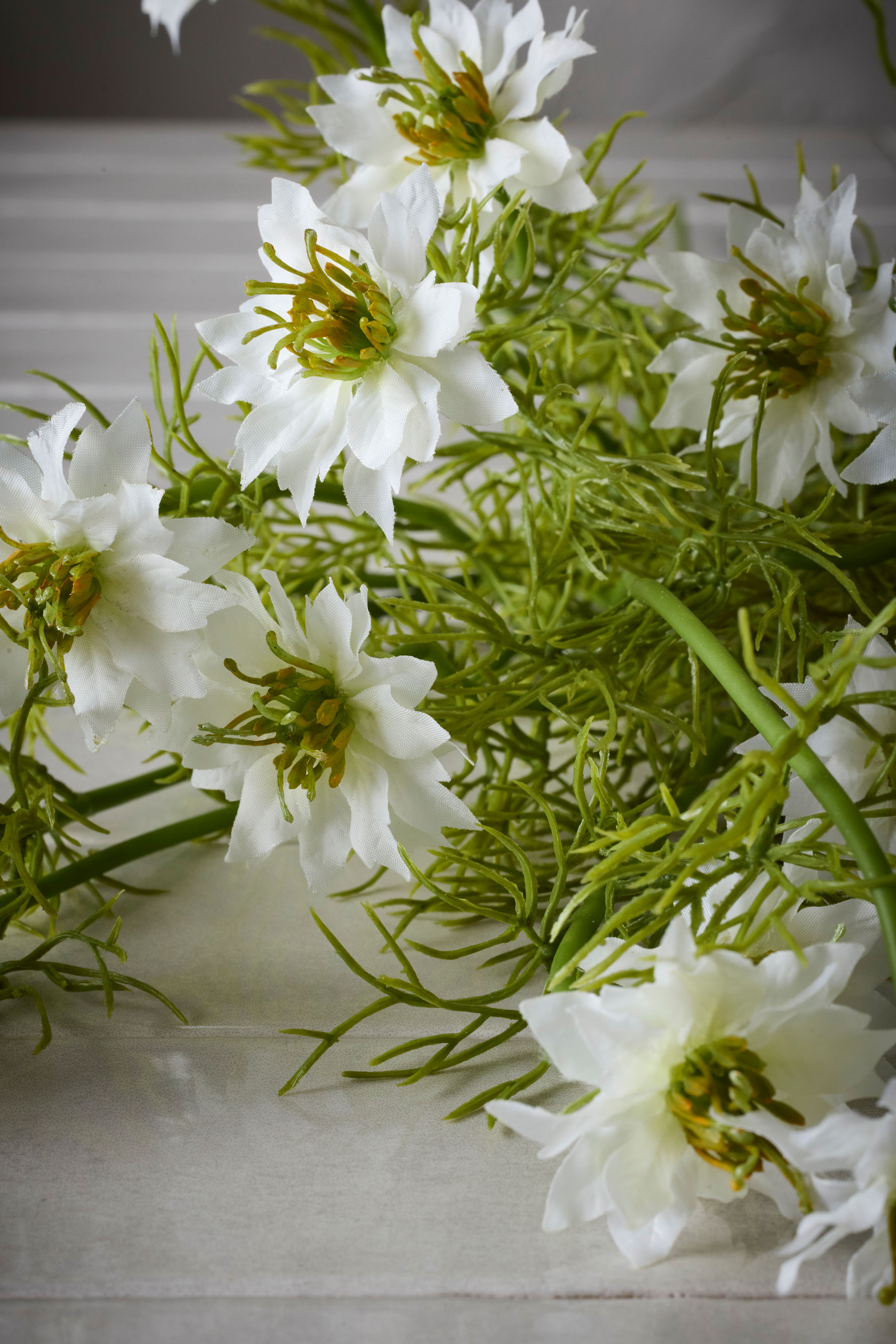 Konstgjord vit Nigella 63cm