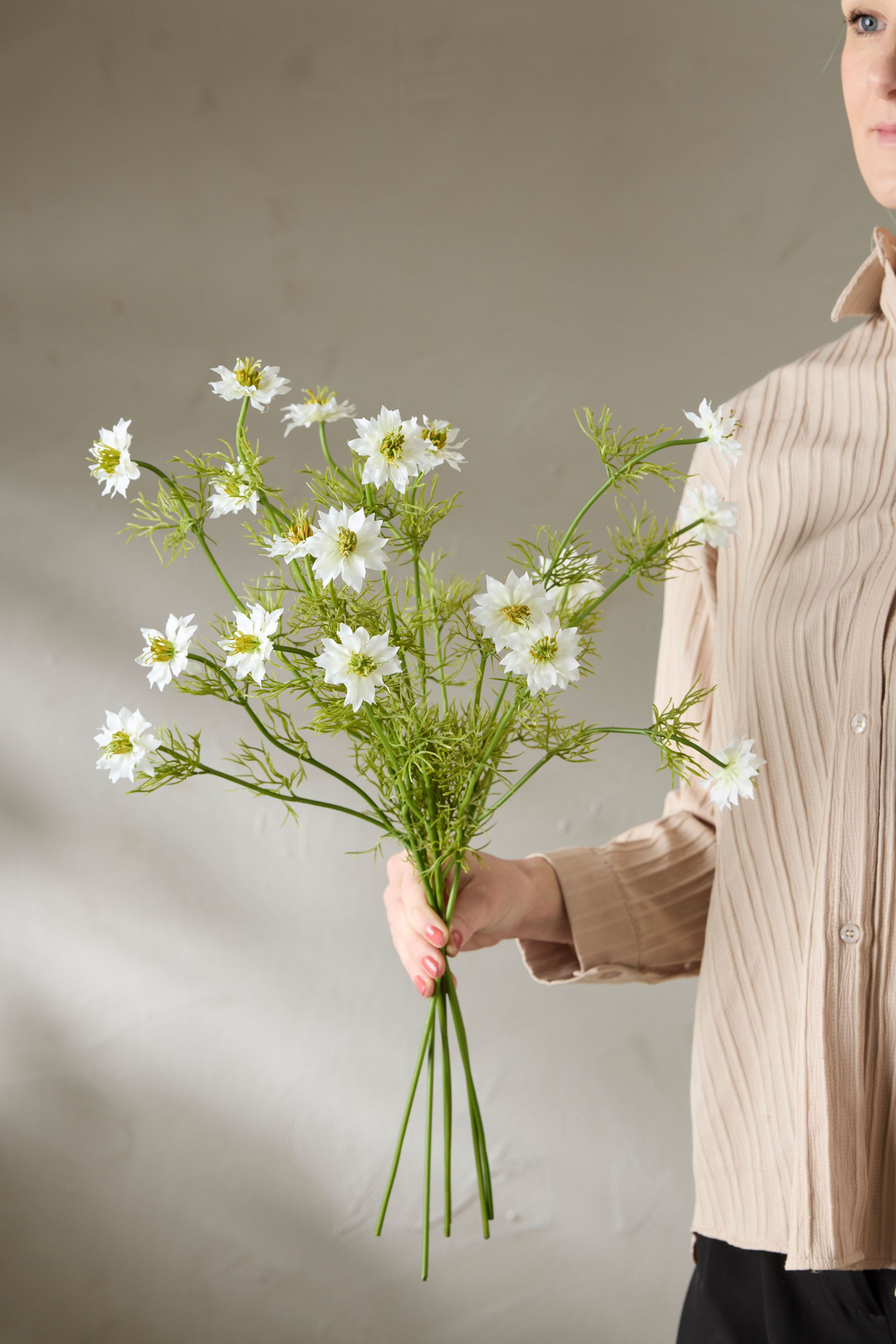Konstgjord vit Nigella 63cm