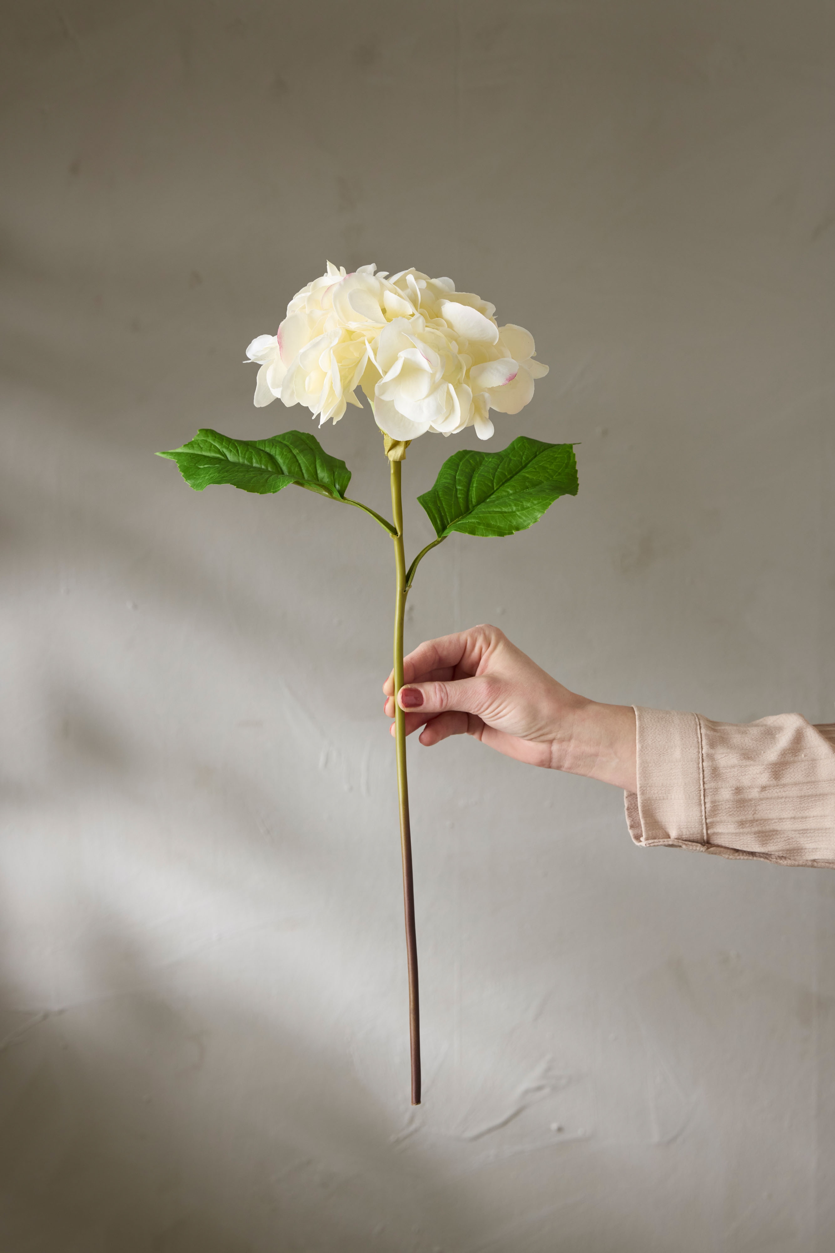 Konstgjord vit Hortensia 55cm