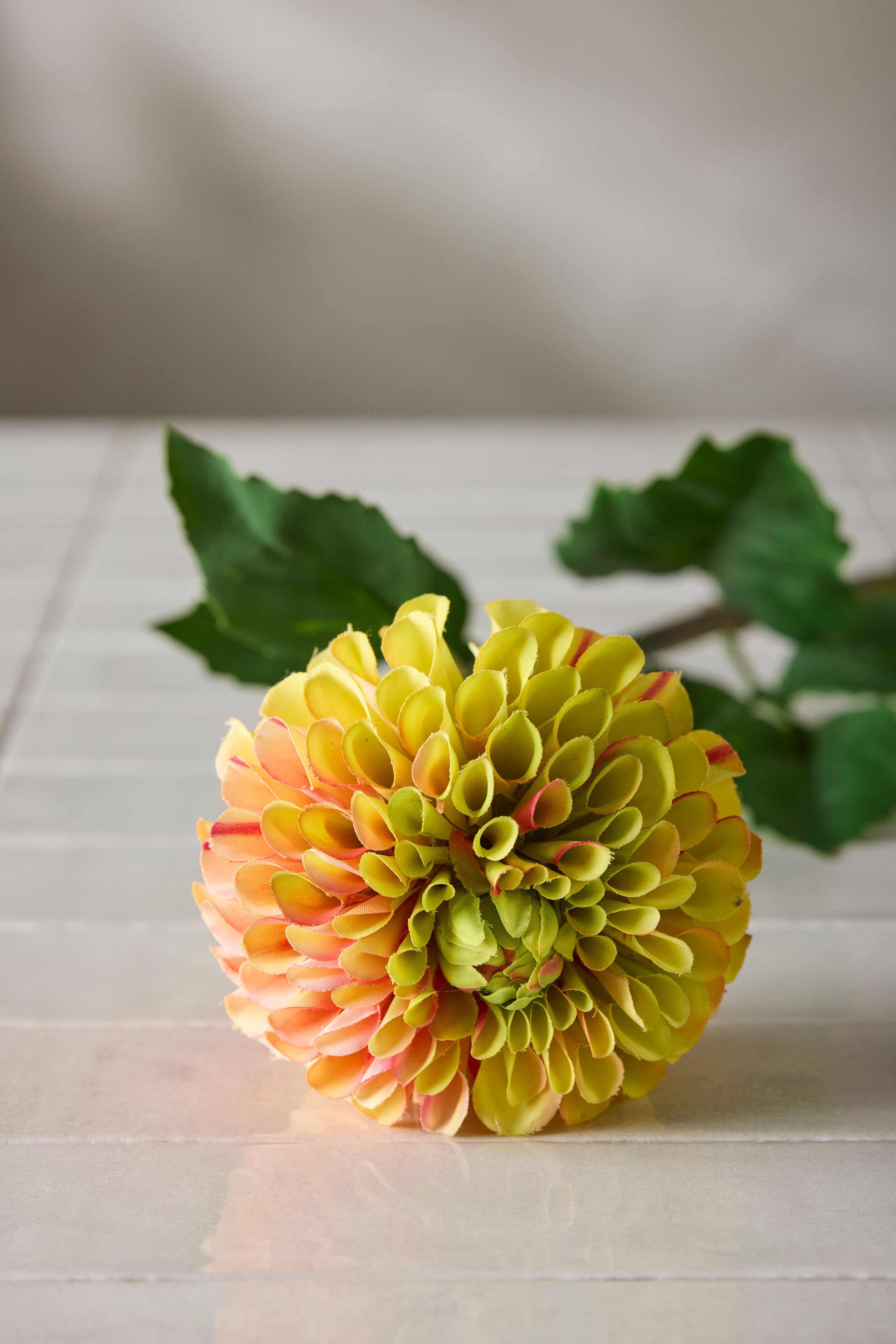 Konstgjord gul Dahlia 90cm