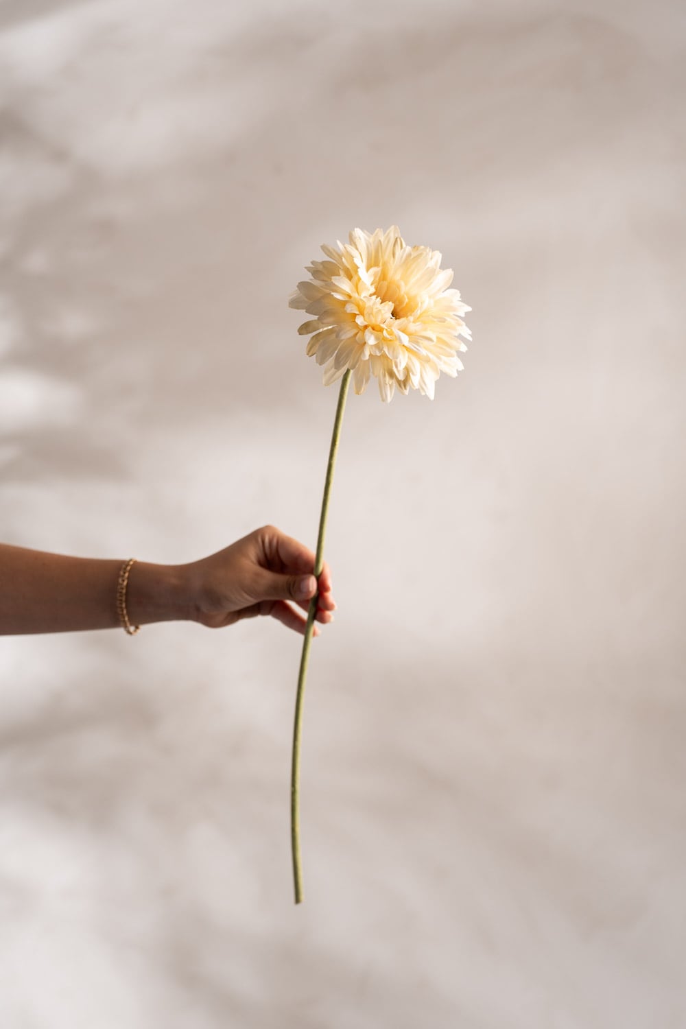 Konstgjord cremefärgad Gerbera 55cm