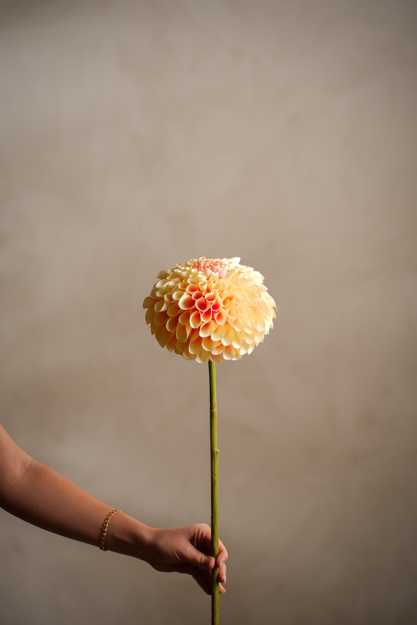 Konstgjord gul Dahlia 75cm