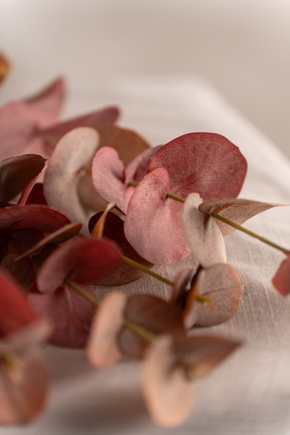 Konstgjord burgundy Eucalyptus 60cm